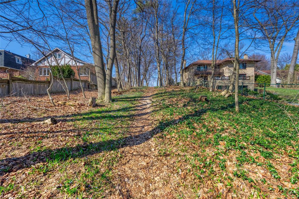 1268 Green Acres Road, Sarnia, Ontario, Canada photo 12