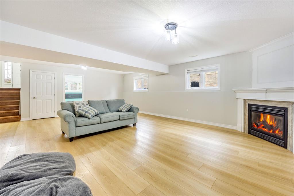 217 PAOLO Street, Sarnia, Ontario, Canada photo 38