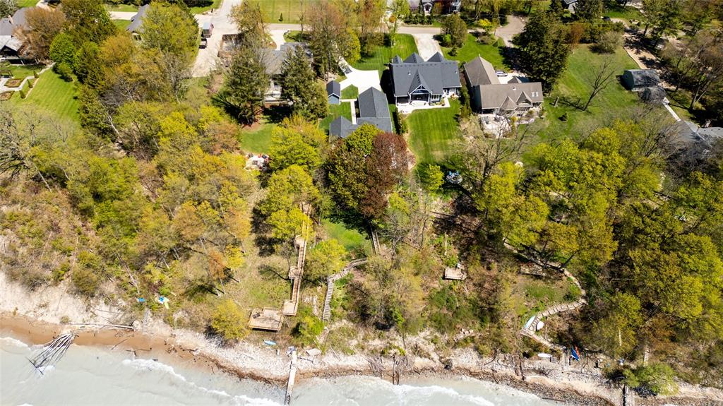 7392 IVY Lane, Plympton-Wyoming, Ontario, Canada photo 13