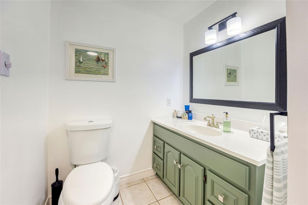 7392 IVY Lane, Plympton-Wyoming, Ontario, Canada photo 40