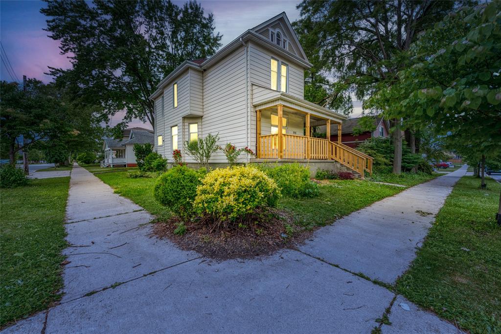 215 TALFOURD Street, Sarnia, Ontario, Canada photo 2