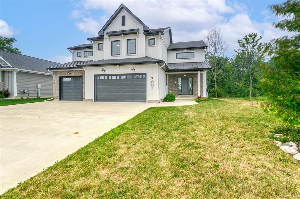 7007 BLUE COAST Heights, Plympton-Wyoming, Ontario, Canada photo 1