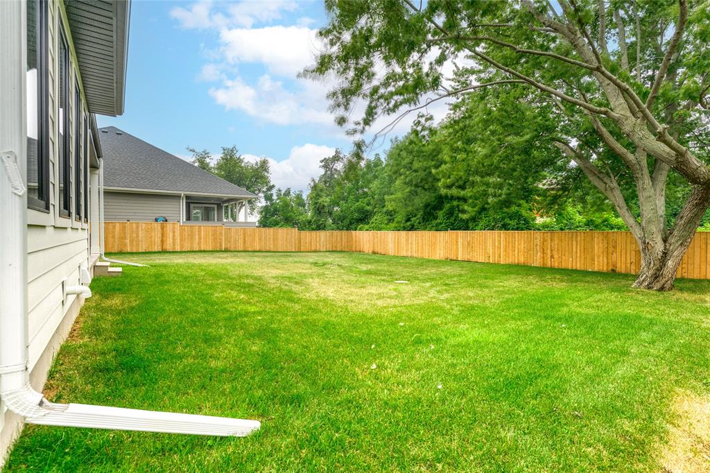 7007 BLUE COAST Heights, Plympton-Wyoming, Ontario, Canada photo 2