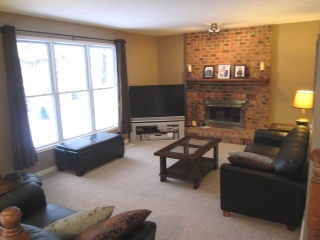 2442 LAKEFIELD CLOSE, Sarnia, Ontario, Canada
