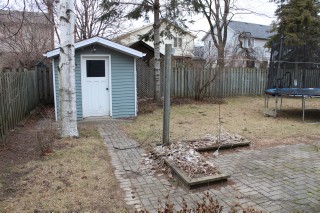 2438 LAKEFIELD, Sarnia, Ontario, Canada