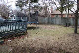 2438 LAKEFIELD, Sarnia, Ontario, Canada
