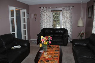 2438 LAKEFIELD, Sarnia, Ontario, Canada