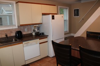 302 ALBERT ST, Point Edward, Ontario, Canada