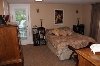 302 ALBERT ST, Point Edward, Ontario, Canada