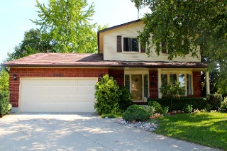2447 LAKEFIELD, Sarnia, Ontario, Canada