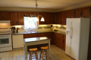 2447 LAKEFIELD, Sarnia, Ontario, Canada