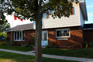 304 VICTORIA AVE, Point Edward, Ontario, Canada