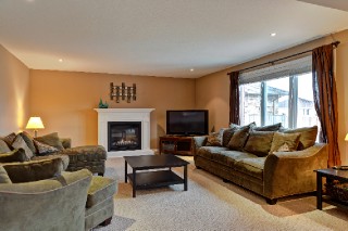 712 FOREST HILL CRT, Sarnia, Ontario, Canada