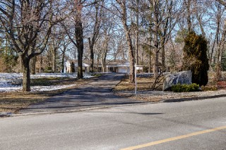 564 LAKESHORE RD, Sarnia, Ontario, Canada