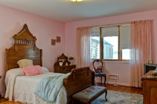 564 LAKESHORE RD, Sarnia, Ontario, Canada