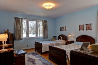 564 LAKESHORE RD, Sarnia, Ontario, Canada