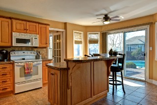 2933 DRIFTWOOD AVE, Sarnia, Ontario, Canada