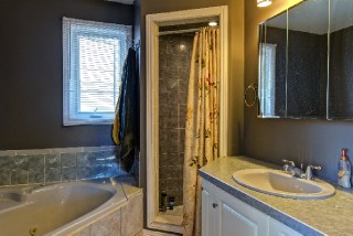 2933 DRIFTWOOD AVE, Sarnia, Ontario, Canada