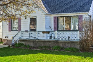 12 ALFRED ST, Point Edward, Ontario, Canada