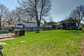 12 ALFRED ST, Point Edward, Ontario, Canada