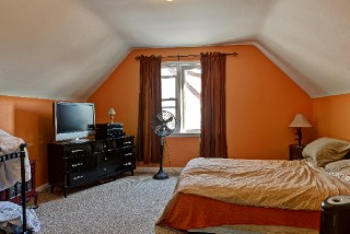 12 ALFRED ST, Point Edward, Ontario, Canada