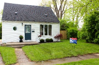 633 MAPLE CRES, Sarnia, Ontario, Canada
