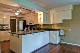 1184 SHERWOOD TRAIL, Sarnia, Ontario, Canada