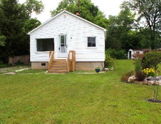 964 ERROL RD East, Sarnia, Ontario, Canada