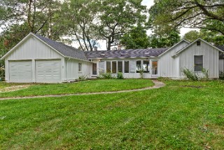 1988 LAKESHORE RD, Sarnia, Ontario, Canada