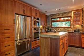 1389 CHRISTINA ST North, Sarnia, Ontario, Canada