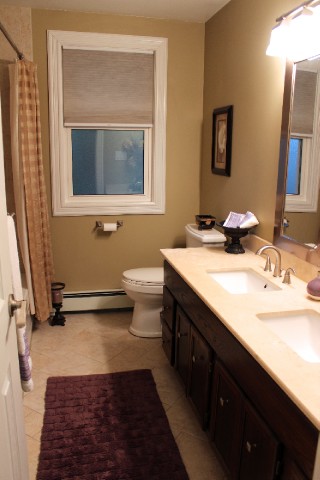 908 BOND ST, Sarnia, Ontario, Canada