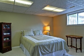 142 HANNA CRES, Sarnia, Ontario, Canada