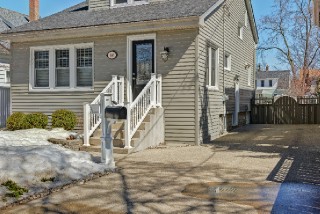 116 JAMES ST West, Sarnia, Ontario, Canada
