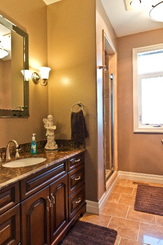 104 ALBERT ST, Point Edward, Ontario, Canada