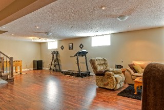 104 ALBERT ST, Point Edward, Ontario, Canada