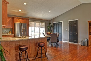 37 LOUISA ST, Point Edward, Ontario, Canada