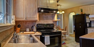 940 OAK AVE, Sarnia, Ontario, Canada