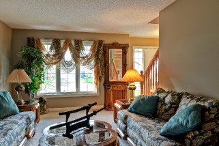 627 HUMBER DR, Sarnia, Ontario, Canada