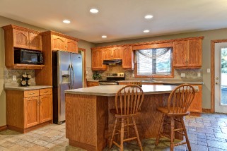 627 HUMBER DR, Sarnia, Ontario, Canada