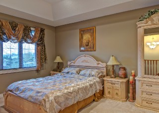 627 HUMBER DR, Sarnia, Ontario, Canada