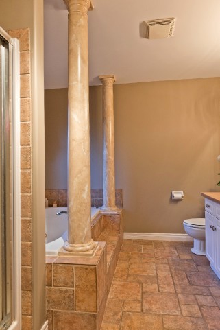 627 HUMBER DR, Sarnia, Ontario, Canada