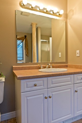 627 HUMBER DR, Sarnia, Ontario, Canada