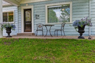 33 ARTHUR ST, Point Edward, Ontario, Canada