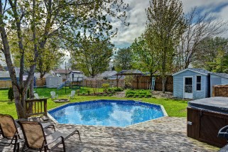 33 ARTHUR ST, Point Edward, Ontario, Canada