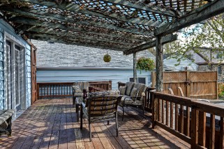 33 ARTHUR ST, Point Edward, Ontario, Canada