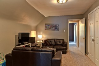 33 ARTHUR ST, Point Edward, Ontario, Canada