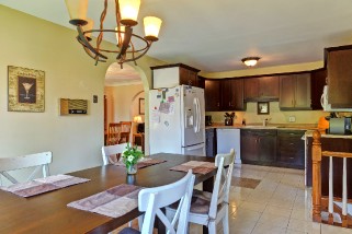 906 VARSITY CRES, Sarnia, Ontario, Canada