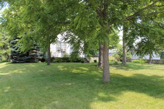 602 ALEXANDRA AVE, Point Edward, Ontario, Canada
