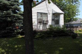602 ALEXANDRA AVE, Point Edward, Ontario, Canada