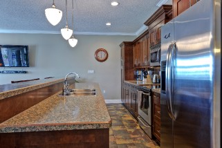 1550 VENETIAN BLVD 213, Point Edward, Ontario, Canada